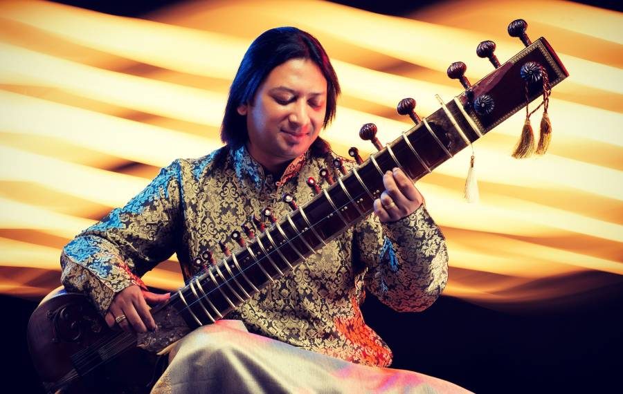 Riverside Ragas: Shakir Khan | The Glasshouse
